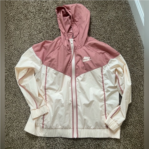 Cream/rose gold Nike windbreaker/ jacket - Picture 1 of 3